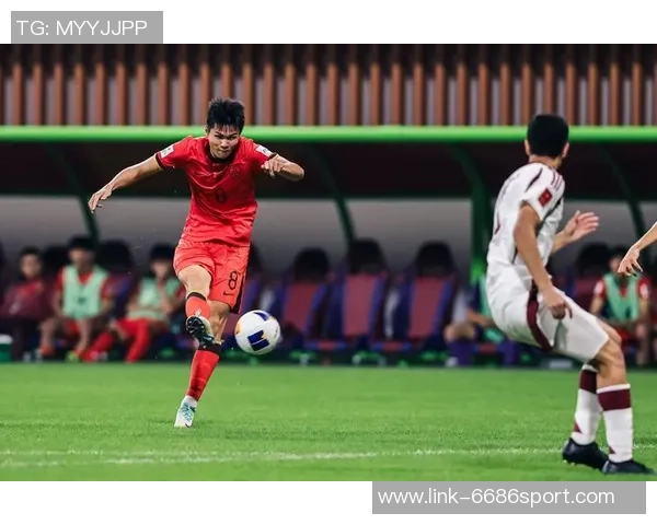 足球专门探讨如何提升青少年足球技能与战术意识的有效方法