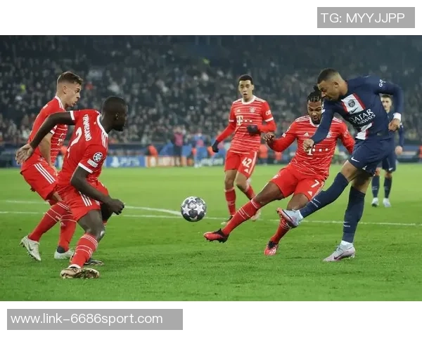 足球解说室:深入分析赛场瞬间与战术博弈的精彩时刻